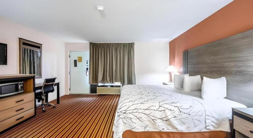 Americas Best Value Inn Heflin Bagian luar foto